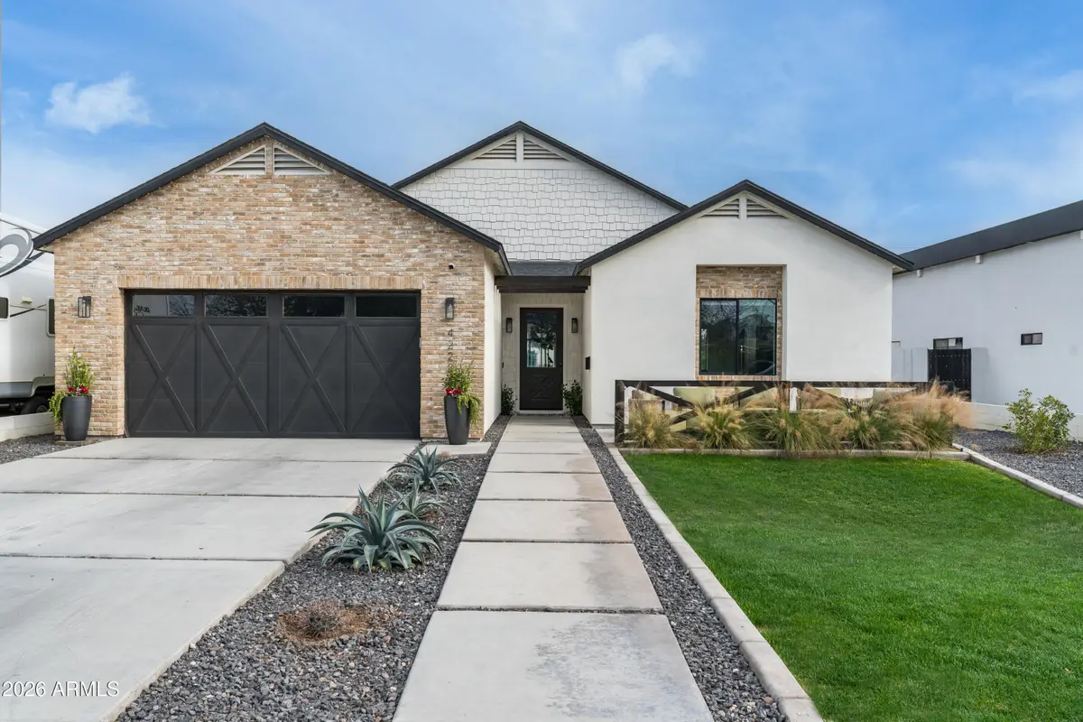 4223 N 41st Place, Phoenix, AZ 85018 - #1