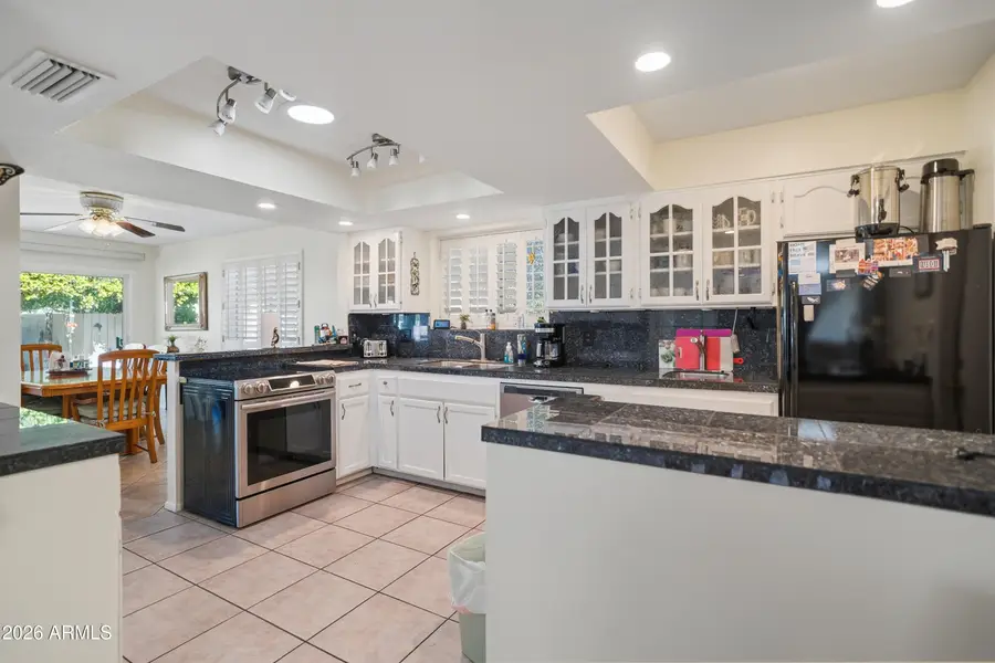 6330 E Catalina Drive, Scottsdale, AZ 85251 - Image #2