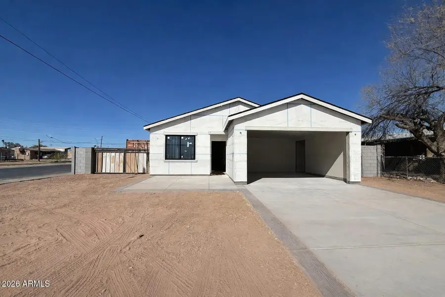 392 W Lincoln Avenue, Coolidge, AZ 85128 - #2