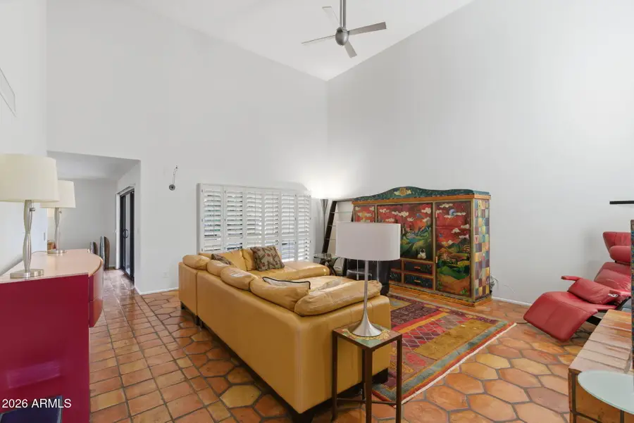 3048 E Stella Lane, Phoenix, AZ 85016 - Image #2