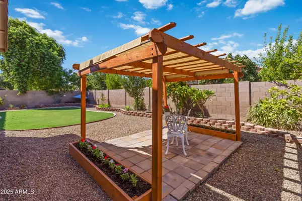 2574 E Donato Drive, Gilbert, AZ 85298