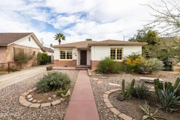 2207 N Edgemere Street, Phoenix, AZ 85006