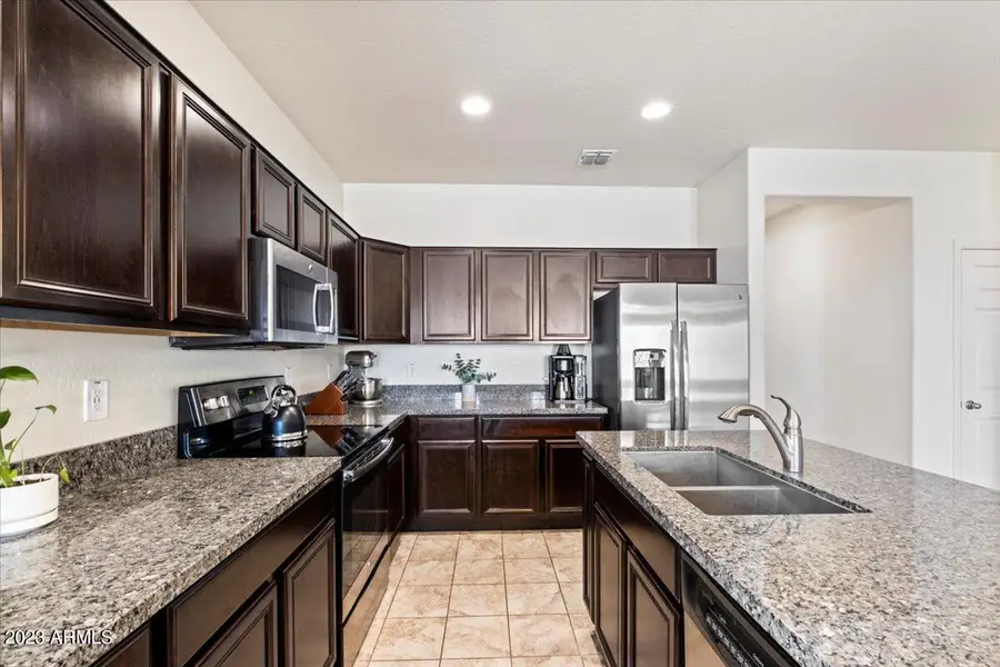 13122 W Rowel Road, Peoria, AZ 85383 - Image #3