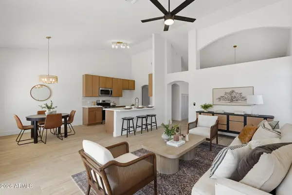 5261 W Shannon Court, Chandler, AZ 85226