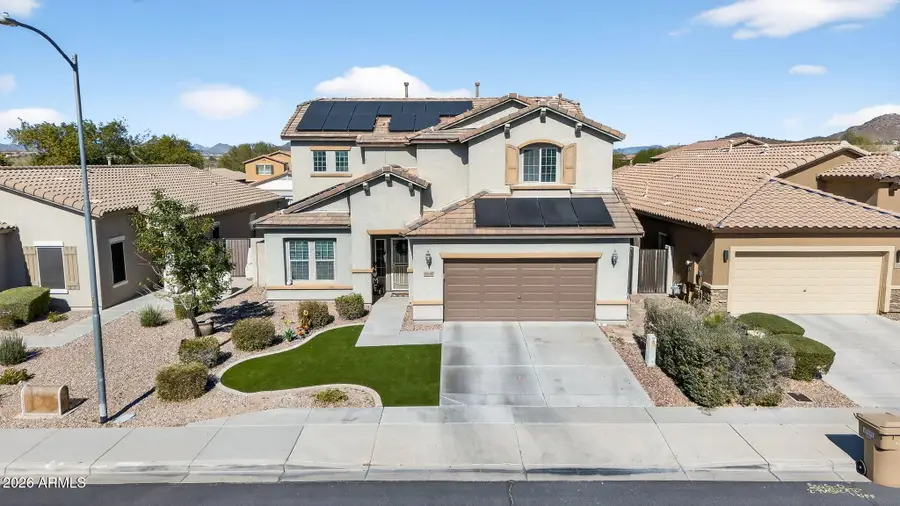 10840 W Saddlehorn Road, Peoria, AZ 85383 - Image #2