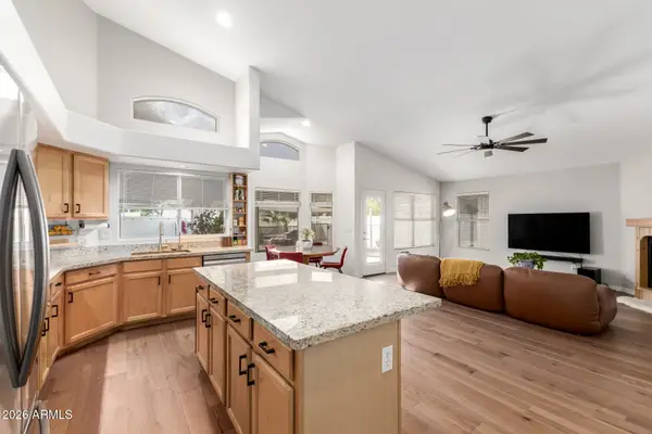 2126 S Raven --, Mesa, AZ 85209