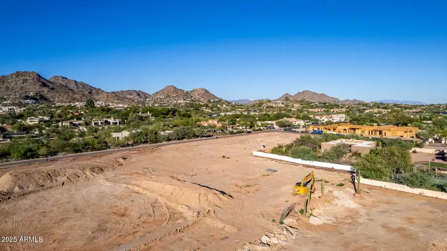 3627 E Bethany Home Road #2, Paradise Valley, AZ 85253 - Image #3