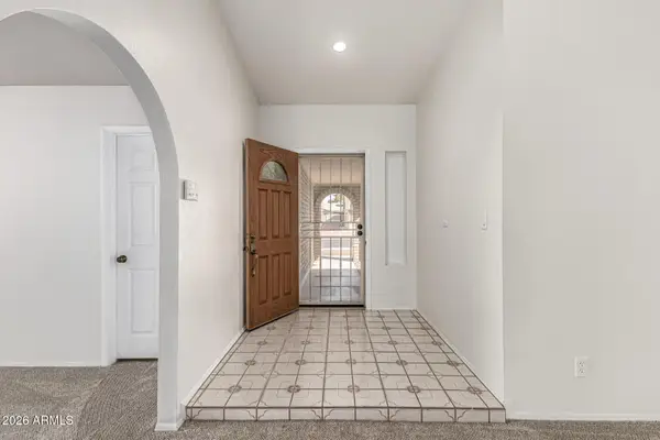 2205 E El Moro Avenue, Mesa, AZ 85204