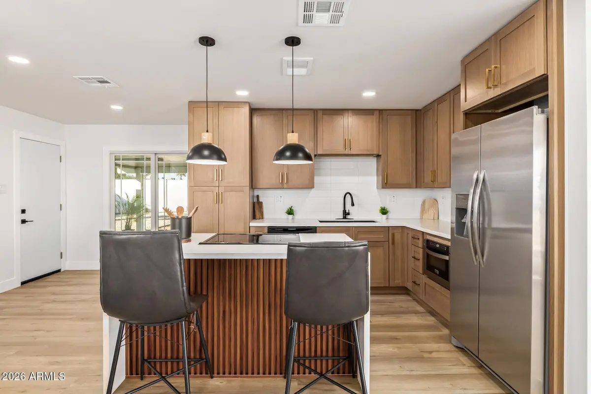 3640 W Hearn Road, Phoenix, AZ 85053 - #1