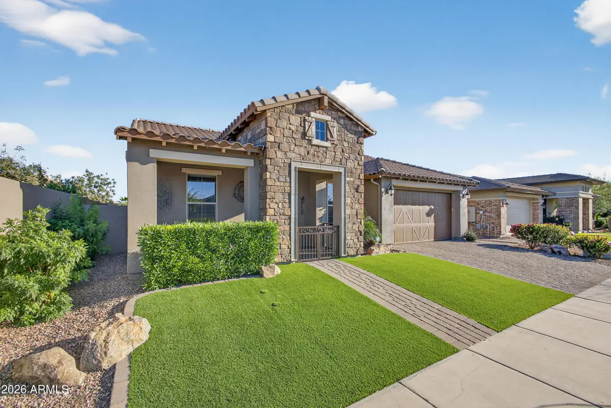 10541 E Thunderbolt Avenue, Mesa, AZ 85212 - #1