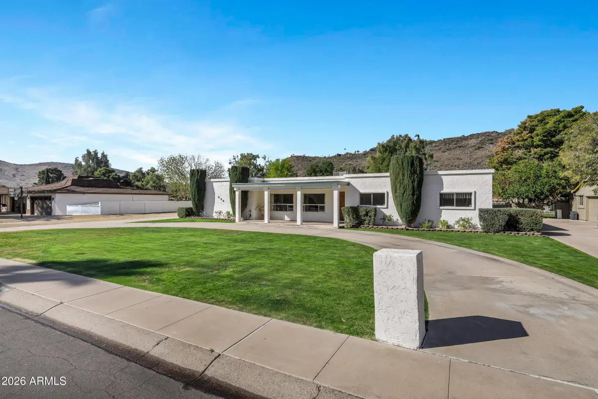 836 W Moon Valley Drive, Phoenix, AZ 85023 - #1