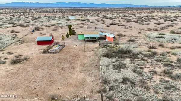 6557 N Kings Highway, Douglas, AZ 85607