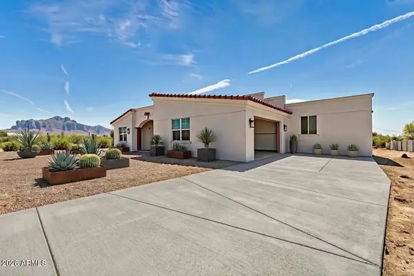 317 W Frontier Street, Apache Junction, AZ 85120
