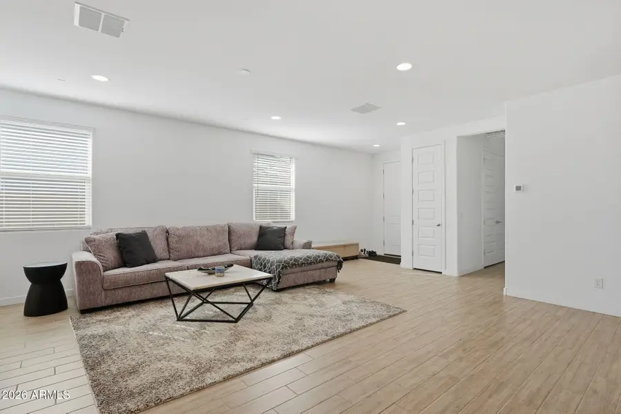 4211 S 94th Lane, Tolleson, AZ 85353 - Image #3