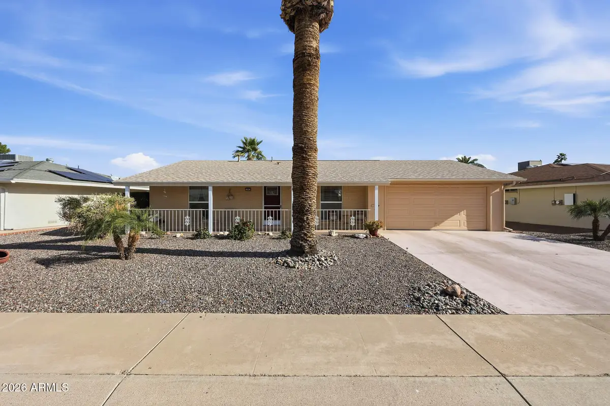 10915 W El Capitan Circle, Sun City, AZ 85351 - Image #1