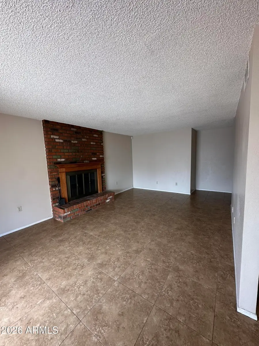 2825 W Morten Avenue, Phoenix, AZ 85051 - Image #3