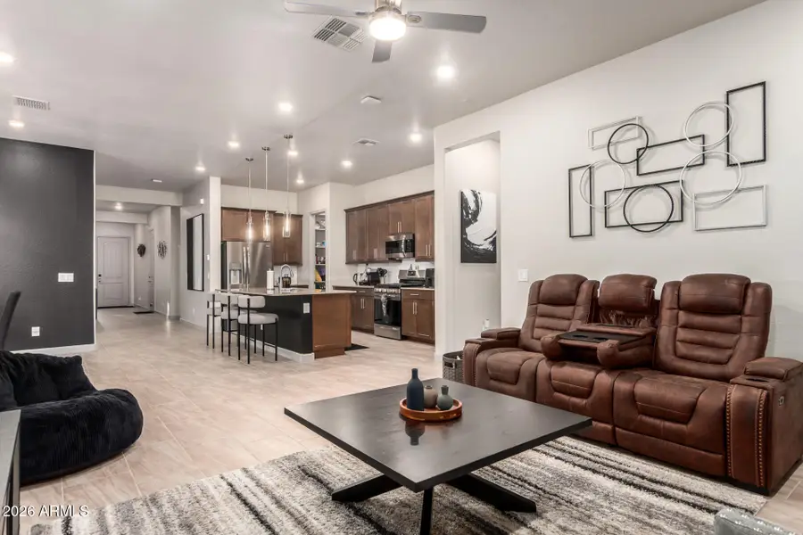 24253 N 170th Lane, Surprise, AZ 85387 - Image #2