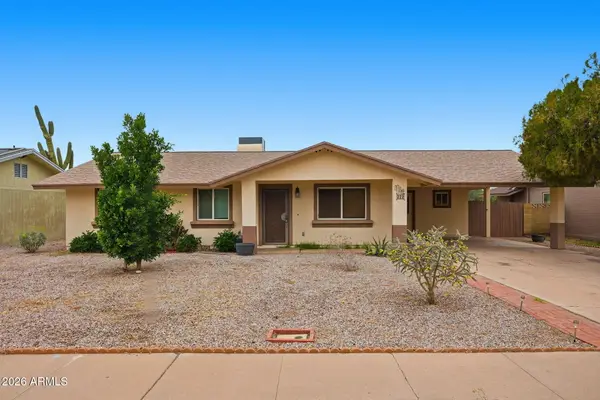 222 W Ivyglen Street, Mesa, AZ 85201