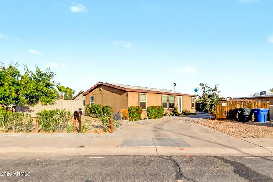 1425 N Evergreen Street, Chandler, AZ 85225 - #2