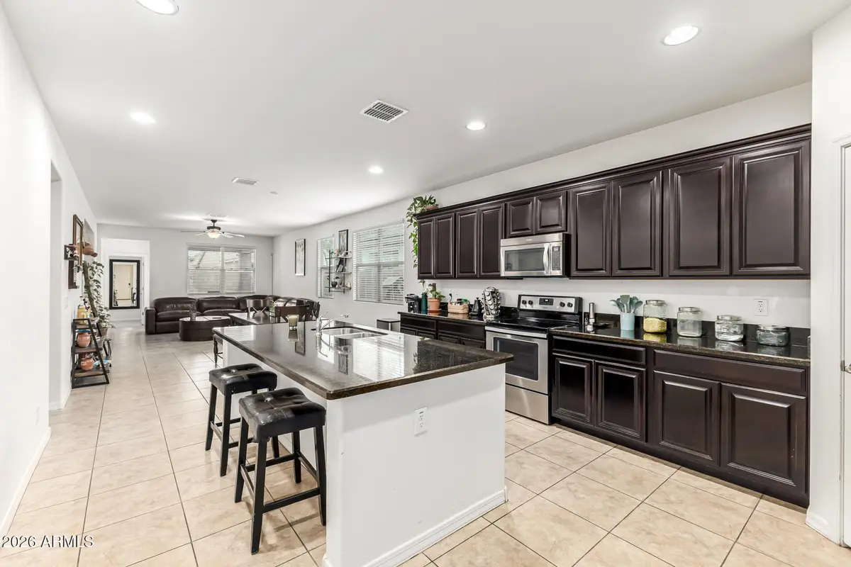 10336 W Hughes Drive, Tolleson, AZ 85353 - Image #1