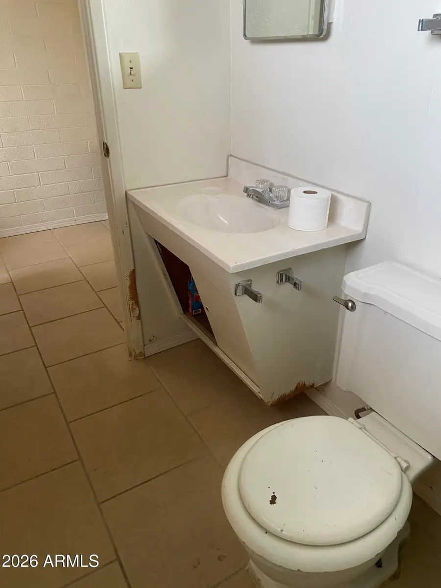 2449 W Missouri Avenue, Phoenix, AZ 85015 - Image #2