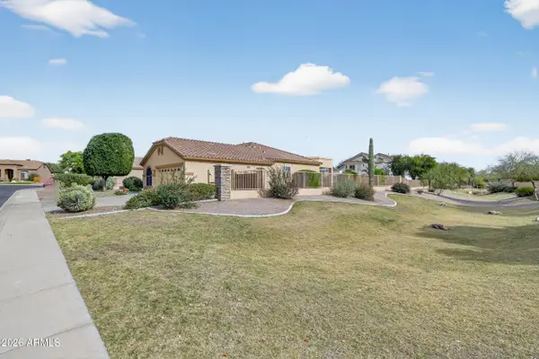 9711 E Glencove Circle, Mesa, AZ 85207
