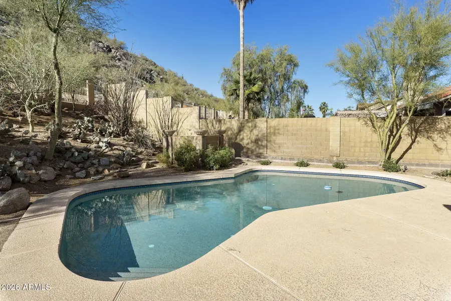 1841 E Behrend Drive, Phoenix, AZ 85024 - Image #2
