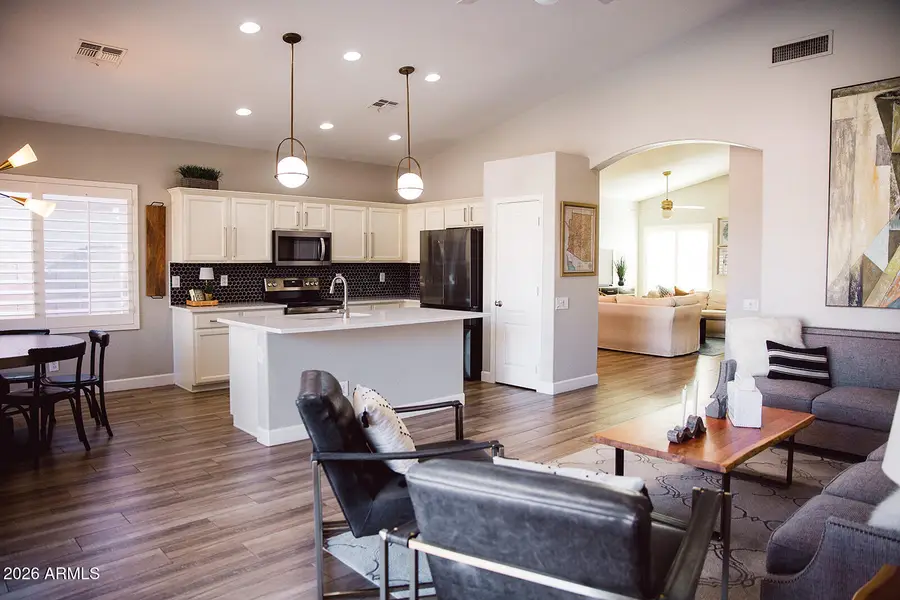 4612 E Mountain Vista Drive, Phoenix, AZ 85048 - #3