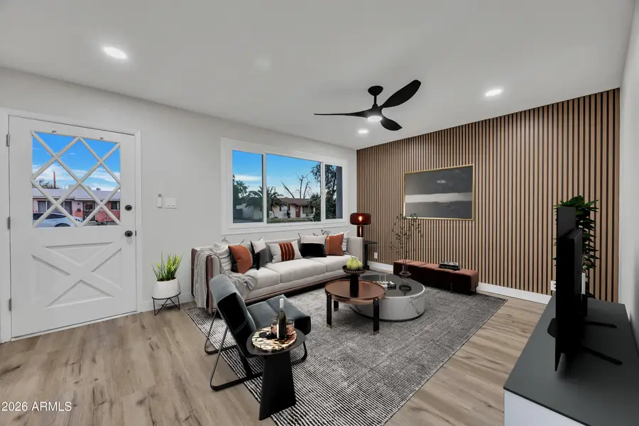 2218 W Poinsettia Drive, Phoenix, AZ 85029 - #2