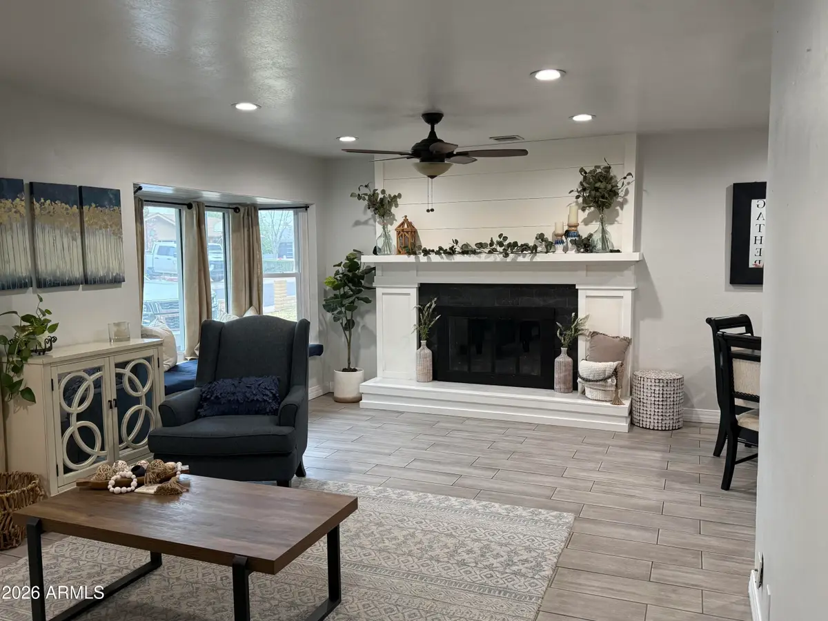 3313 W Surrey Avenue, Phoenix, AZ 85029 - #1