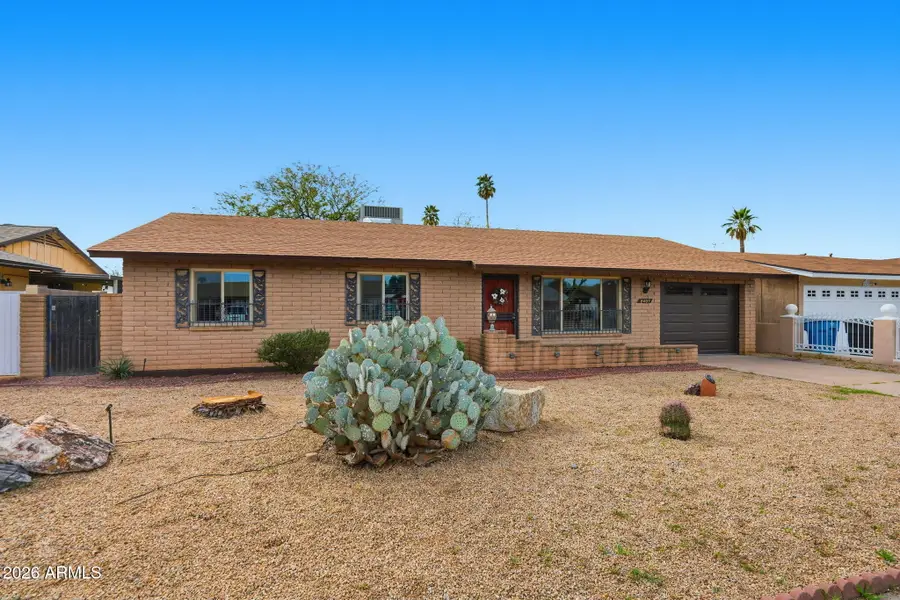 2407 W Laurel Lane, Phoenix, AZ 85029 - #3