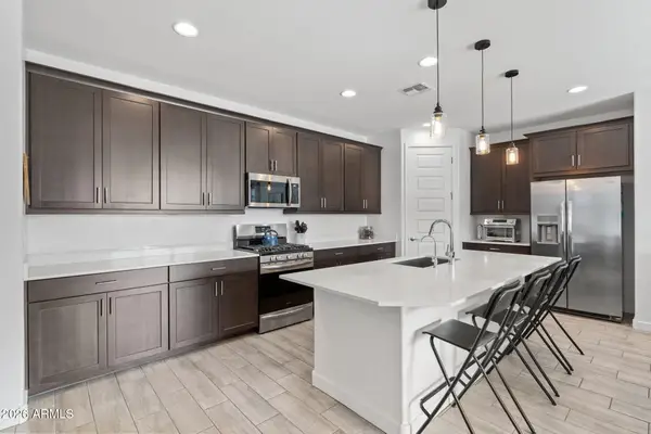 2061 W Lonesome Trail, Phoenix, AZ 85085