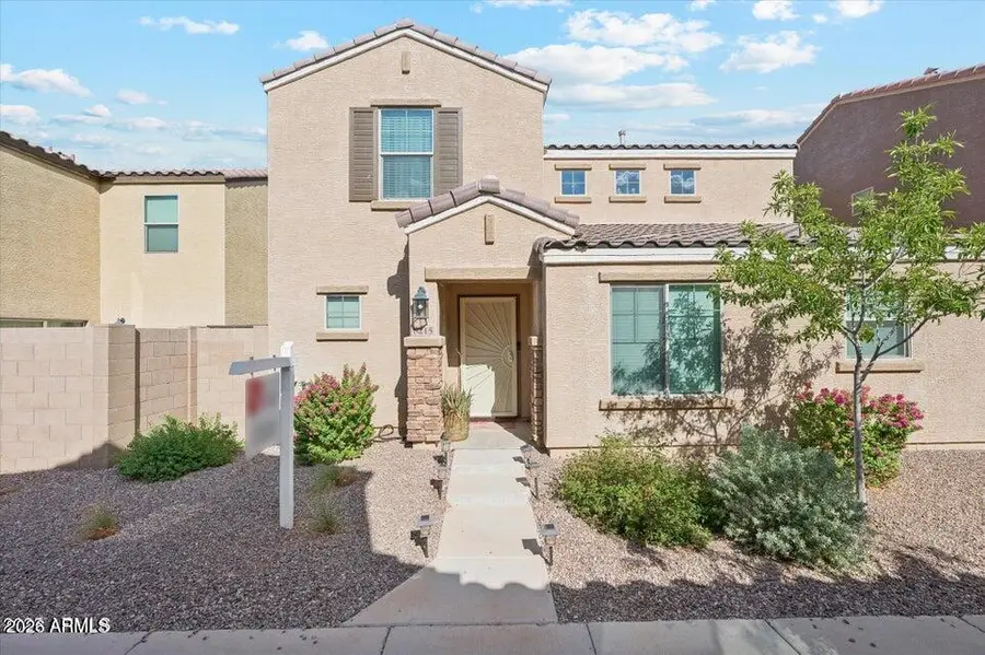 8215 W Albeniz Place, Phoenix, AZ 85043 - #2