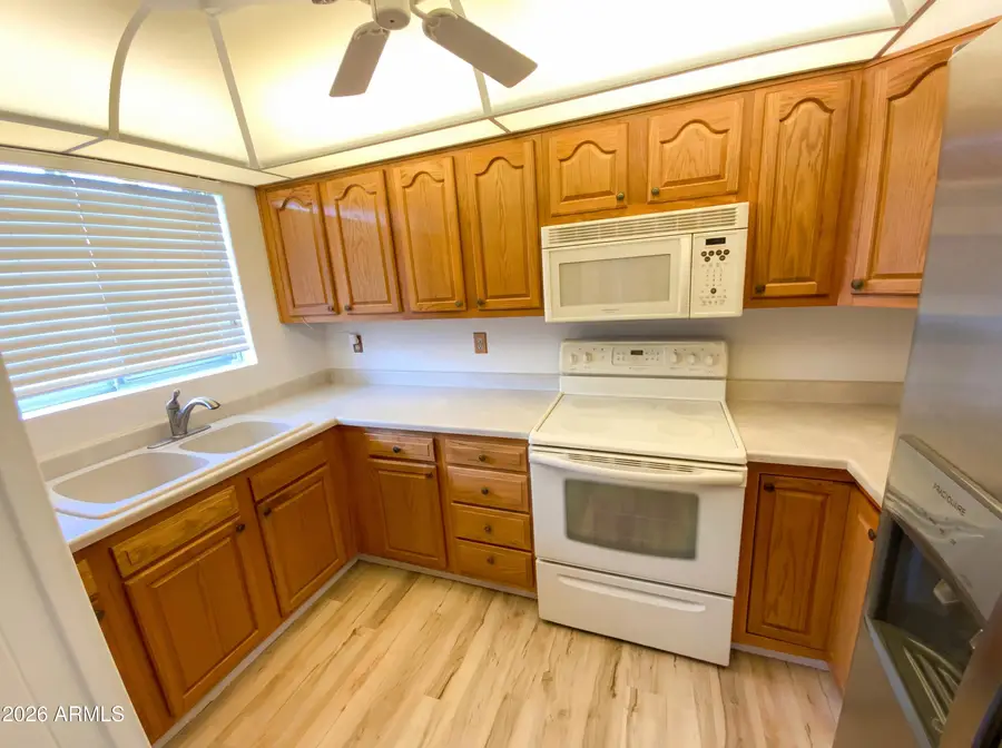 10826 N Fairway Court E, Sun City, AZ 85351 - #2