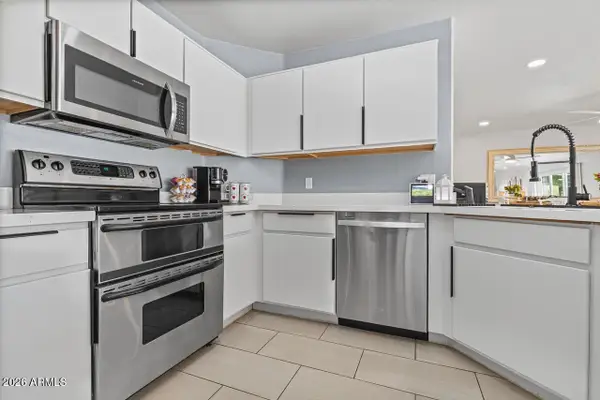 8830 N 20th Drive, Phoenix, AZ 85021