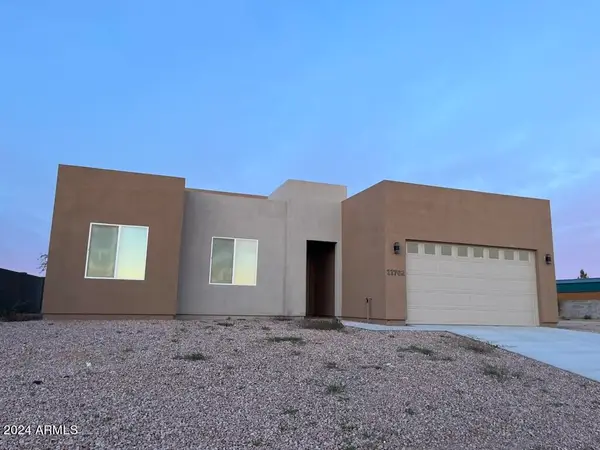 11702 W Delwood Drive, Arizona City, AZ 85123