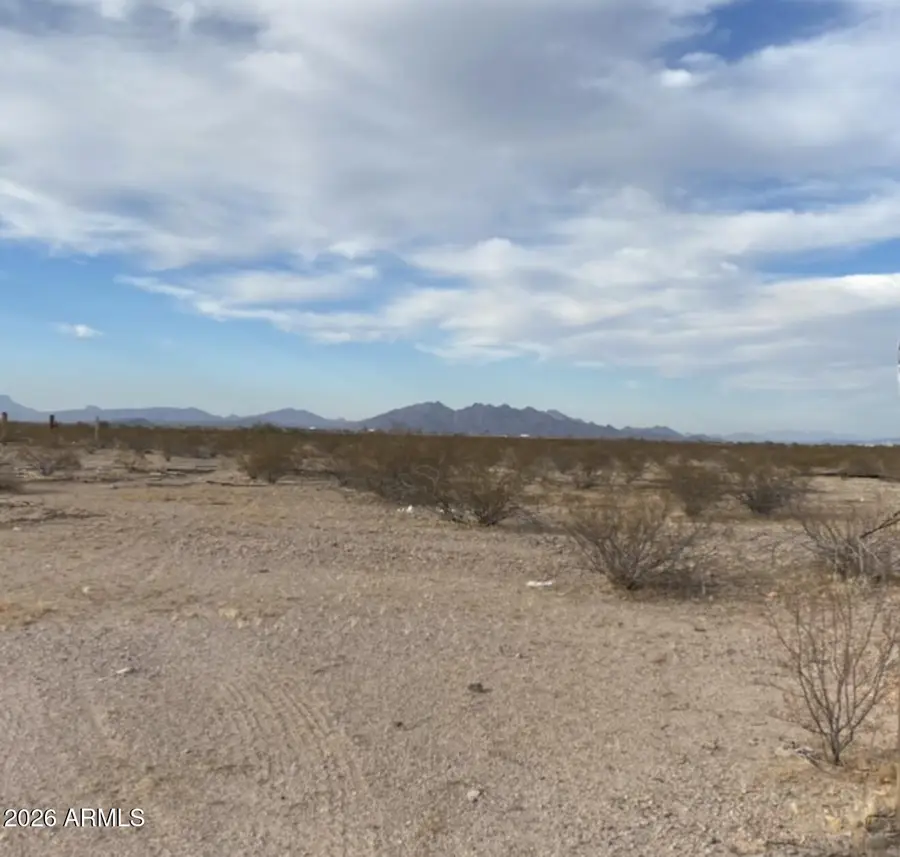 304 Martin Avenue #2, Gila Bend, AZ 85337 - #2