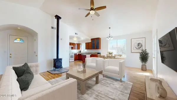 1529 E Cloud Road, Phoenix, AZ 85086