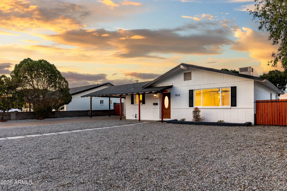 1042 W 9th Place, Mesa, AZ 85201 - #1