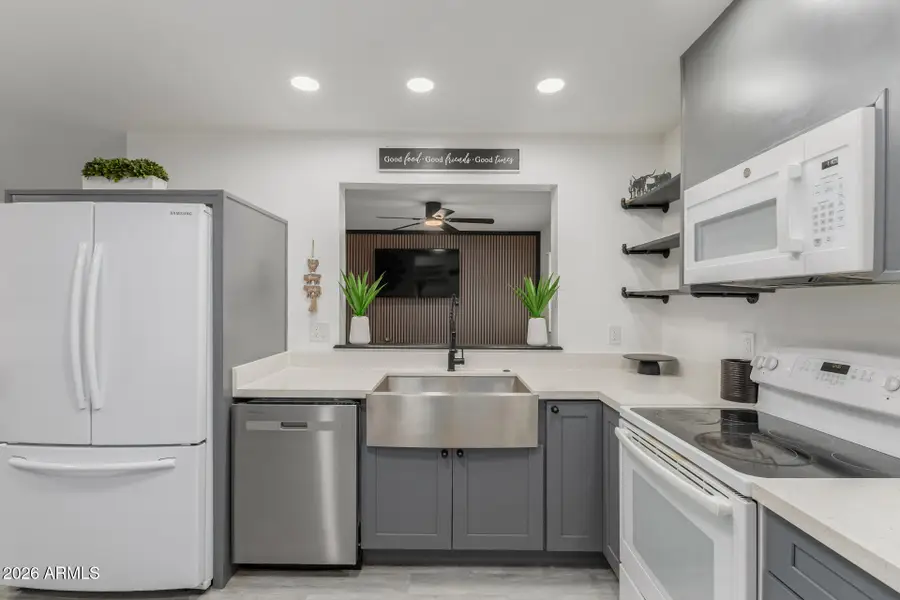 2117 W Kimberly Way, Phoenix, AZ 85027 - #2