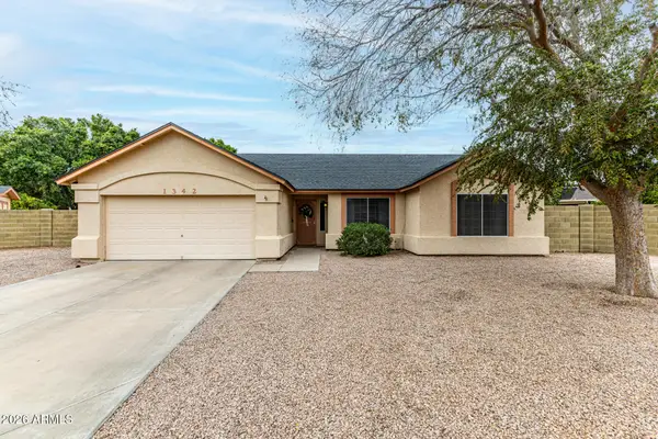 1342 N 61st Place, Mesa, AZ 85205