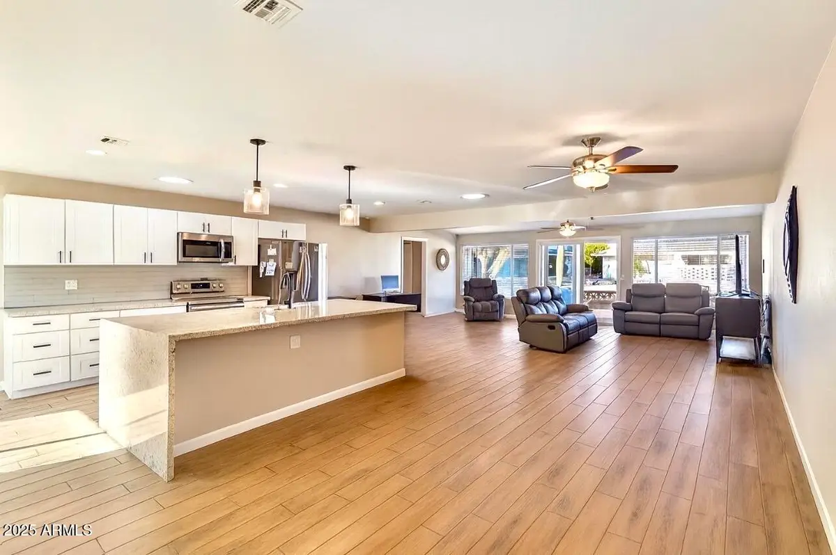 10508 W Kelso Drive, Sun City, AZ 85351 - #1