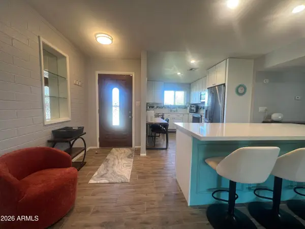 10013 W Lakeview Circle N, Sun City, AZ 85351