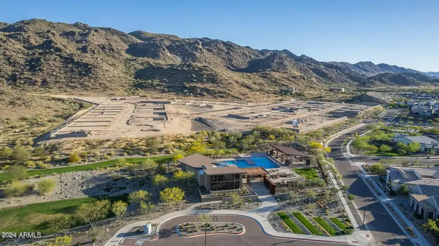 9812 S 11th Place, Phoenix, AZ 85042 - #2