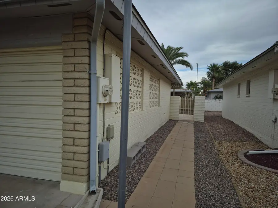 913 S Roanoke --, Mesa, AZ 85206 - #2