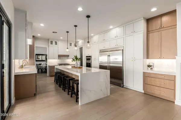 5421 S Sandstone Court, Gilbert, AZ 85298