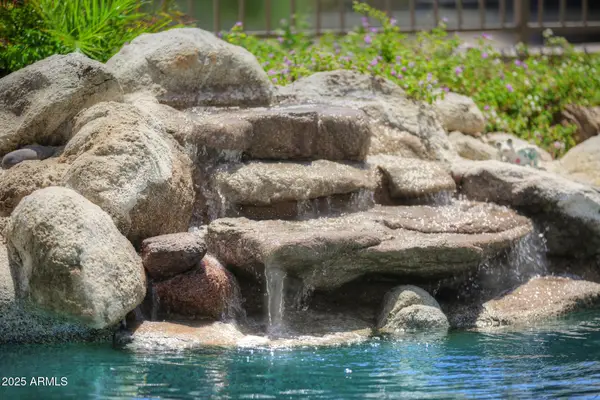 6839 W El Cortez Place, Peoria, AZ 85382