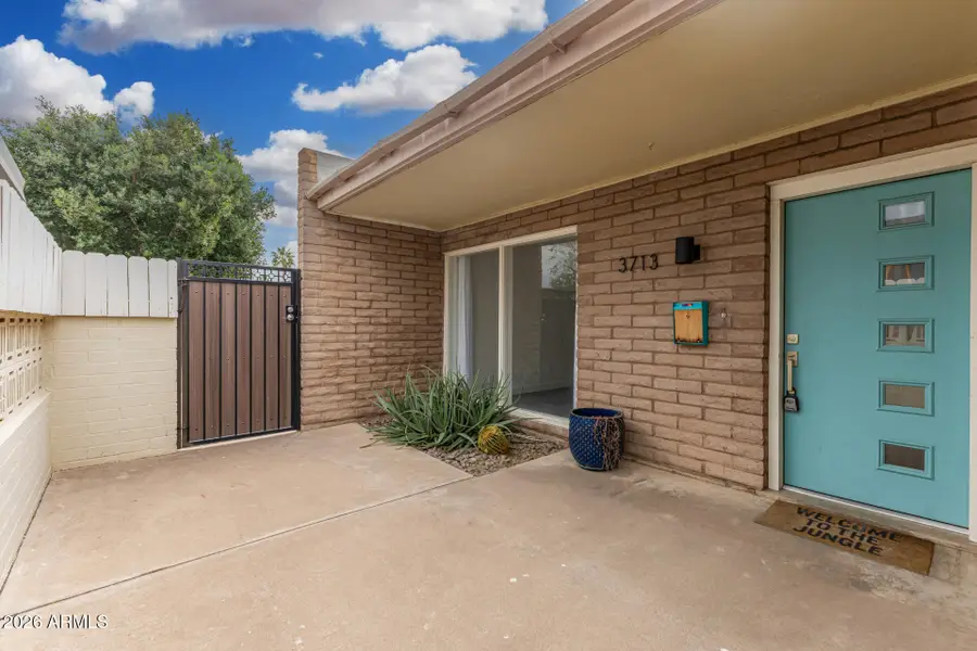 3713 E Glenrosa Avenue, Phoenix, AZ 85018 - #3