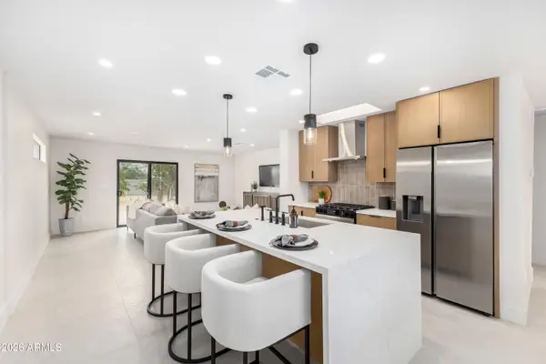 3247 E Sheridan Street, Phoenix, AZ 85008