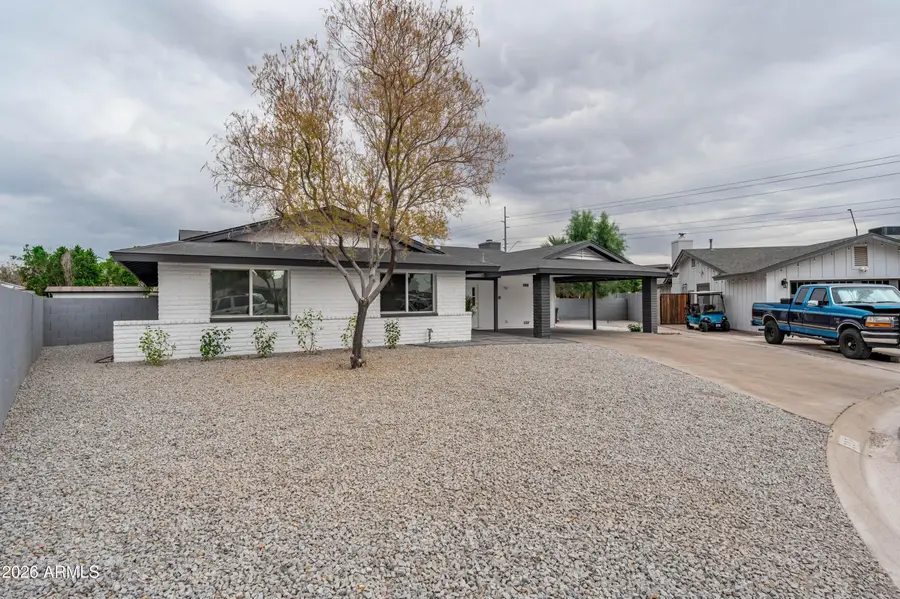 297 S Hacienda Circle, Litchfield Park, AZ 85340 - #2